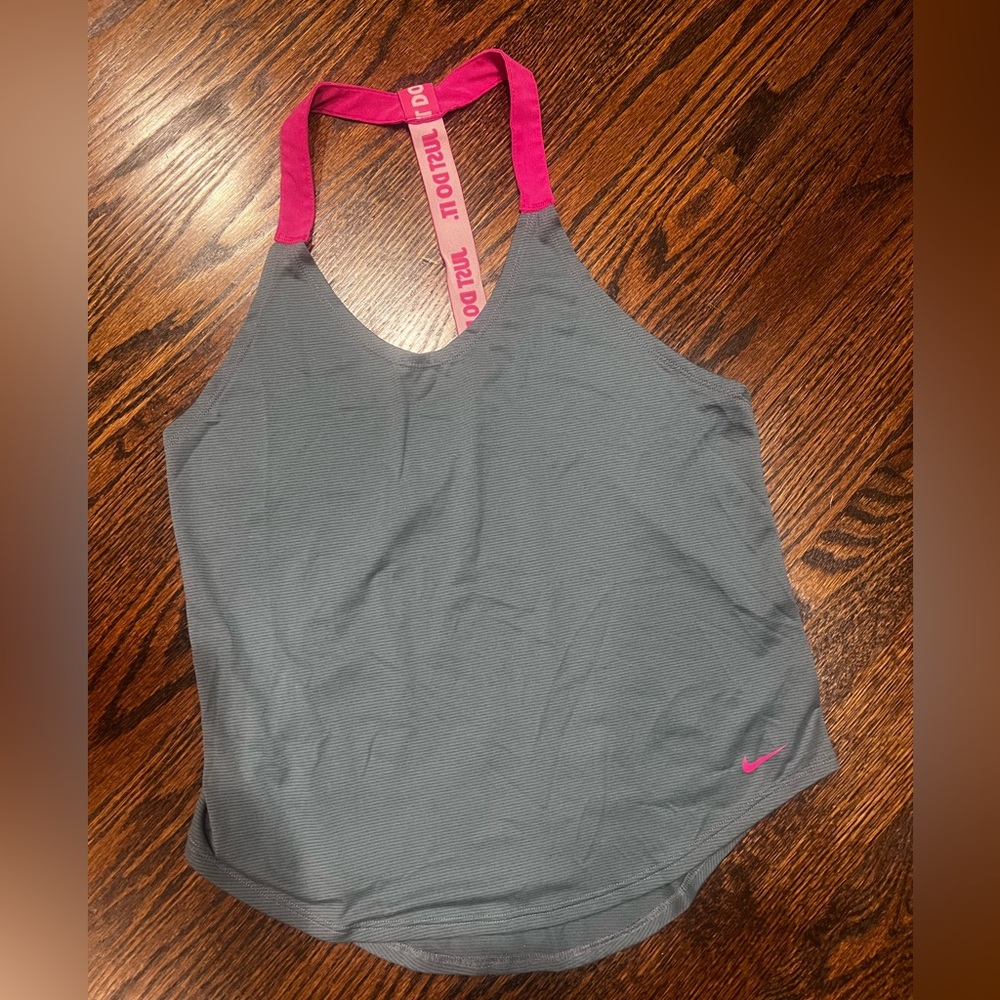 Nike tank